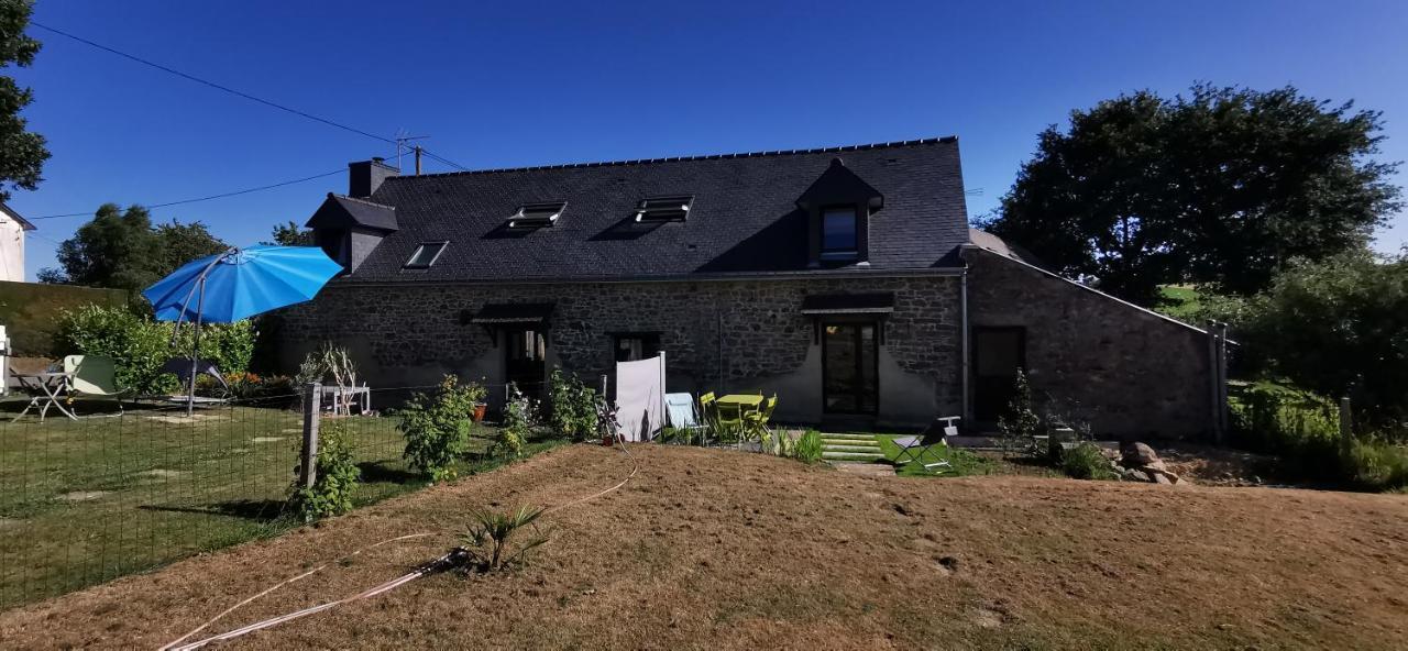 Gite Les Chataigniers Entre Terre Et Mer Villa Pleucadeuc Esterno foto