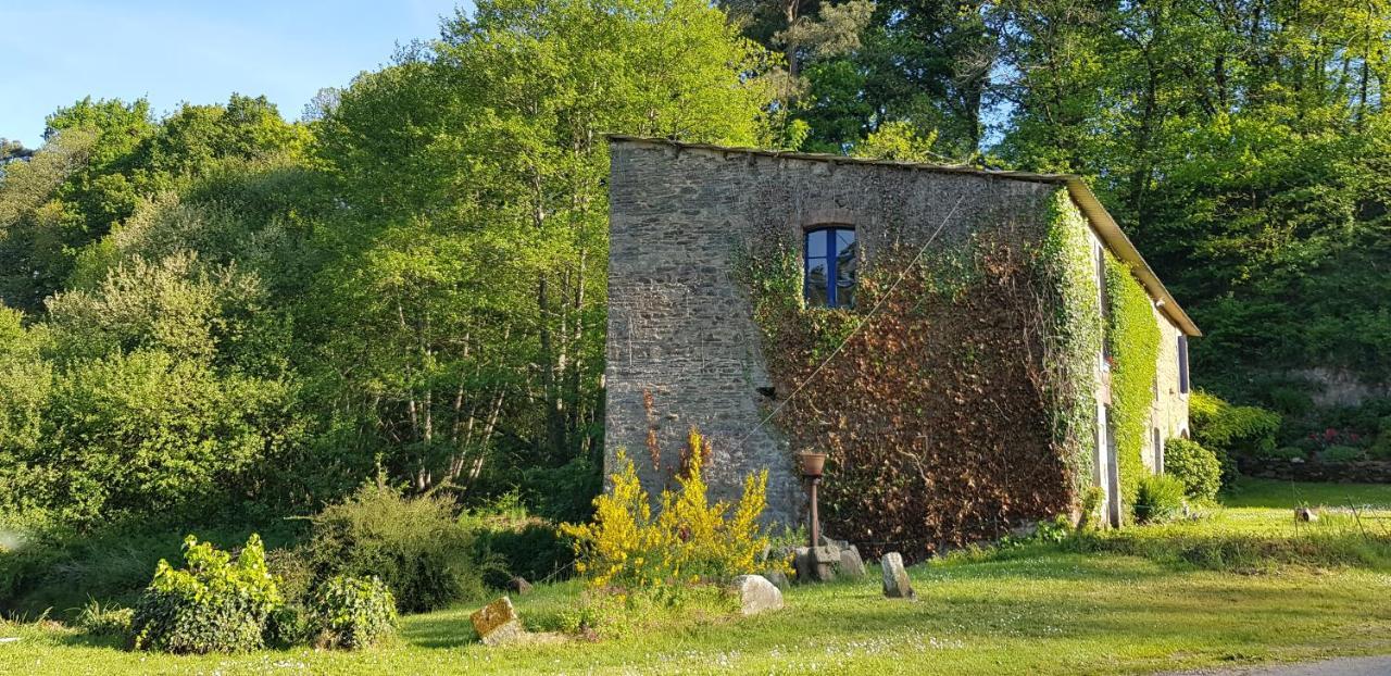 Gite Les Chataigniers Entre Terre Et Mer Villa Pleucadeuc Esterno foto